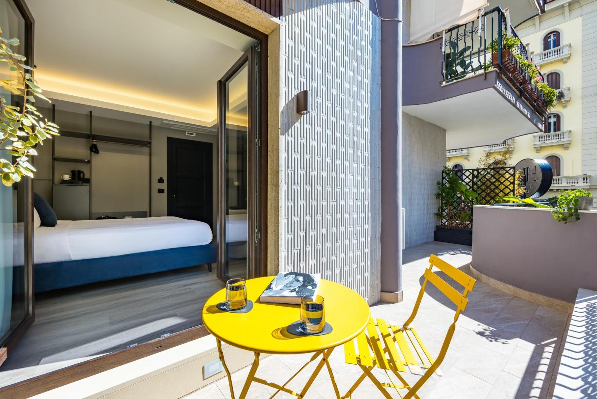 Mh Suites Plebiscito Napoli Eksteriør billede
